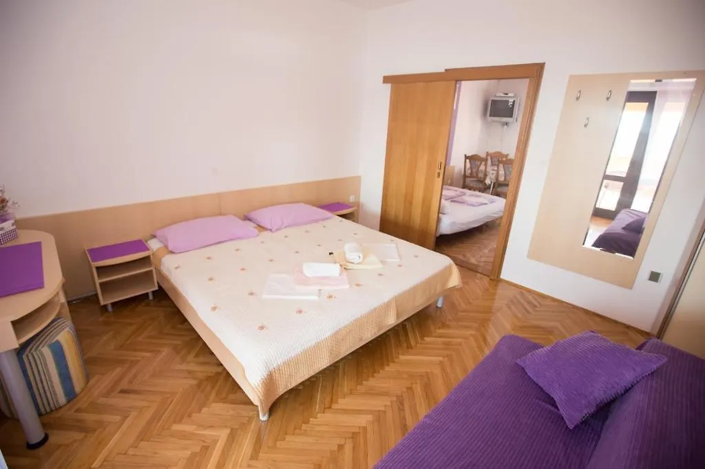 Apartments Lopar 178