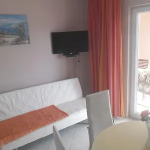 Apartment Dunja Piric, Lopar
