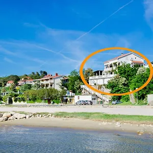 Apartment Albina, Lopar